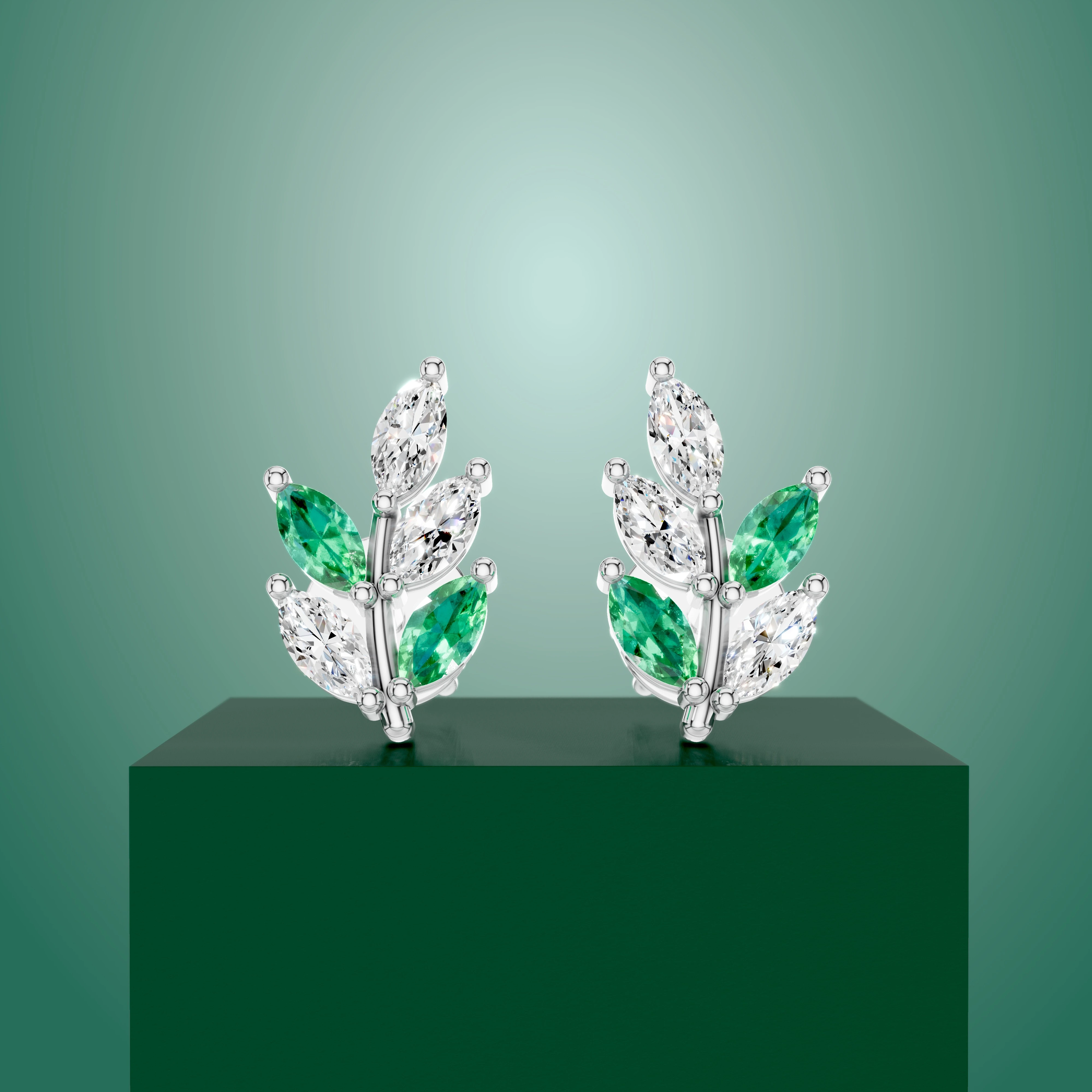 Zlaté náušnice se smaragdy a diamanty
