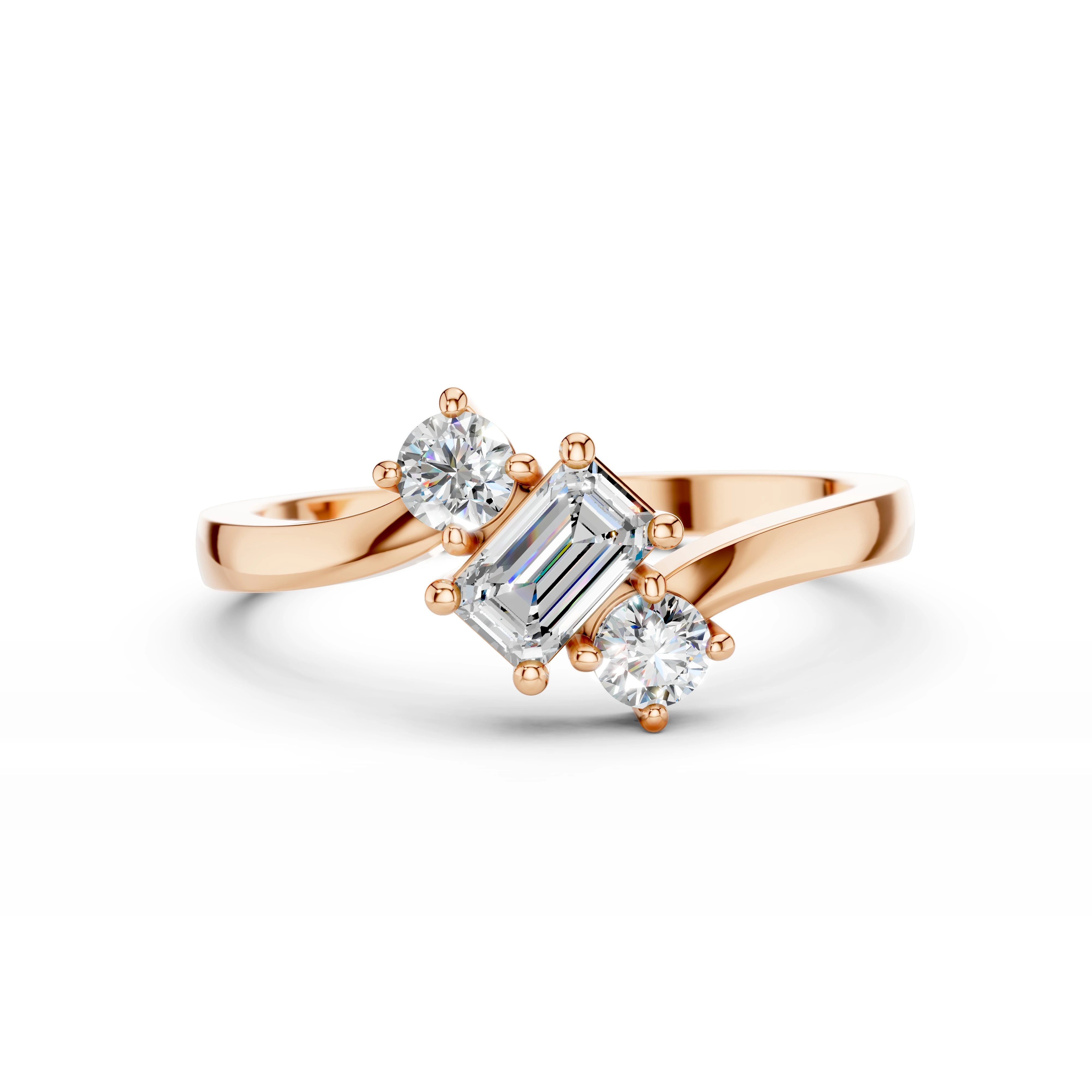 Zlatý prsten s diamantem ve tvaru emerald, doplněný  kulatými diamanty v briliantovém brusu