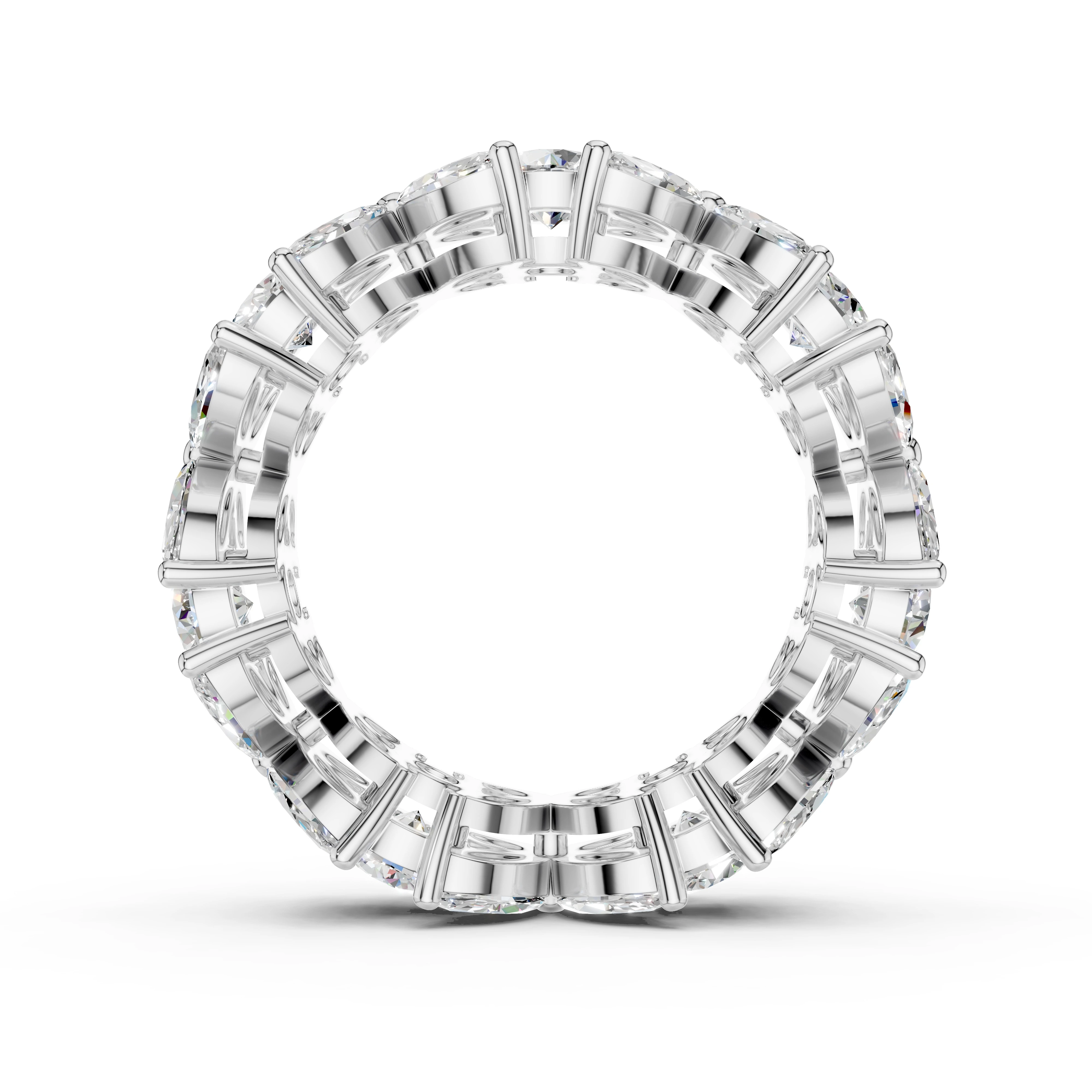 Prsten P021 s laboratorními diamanty. 