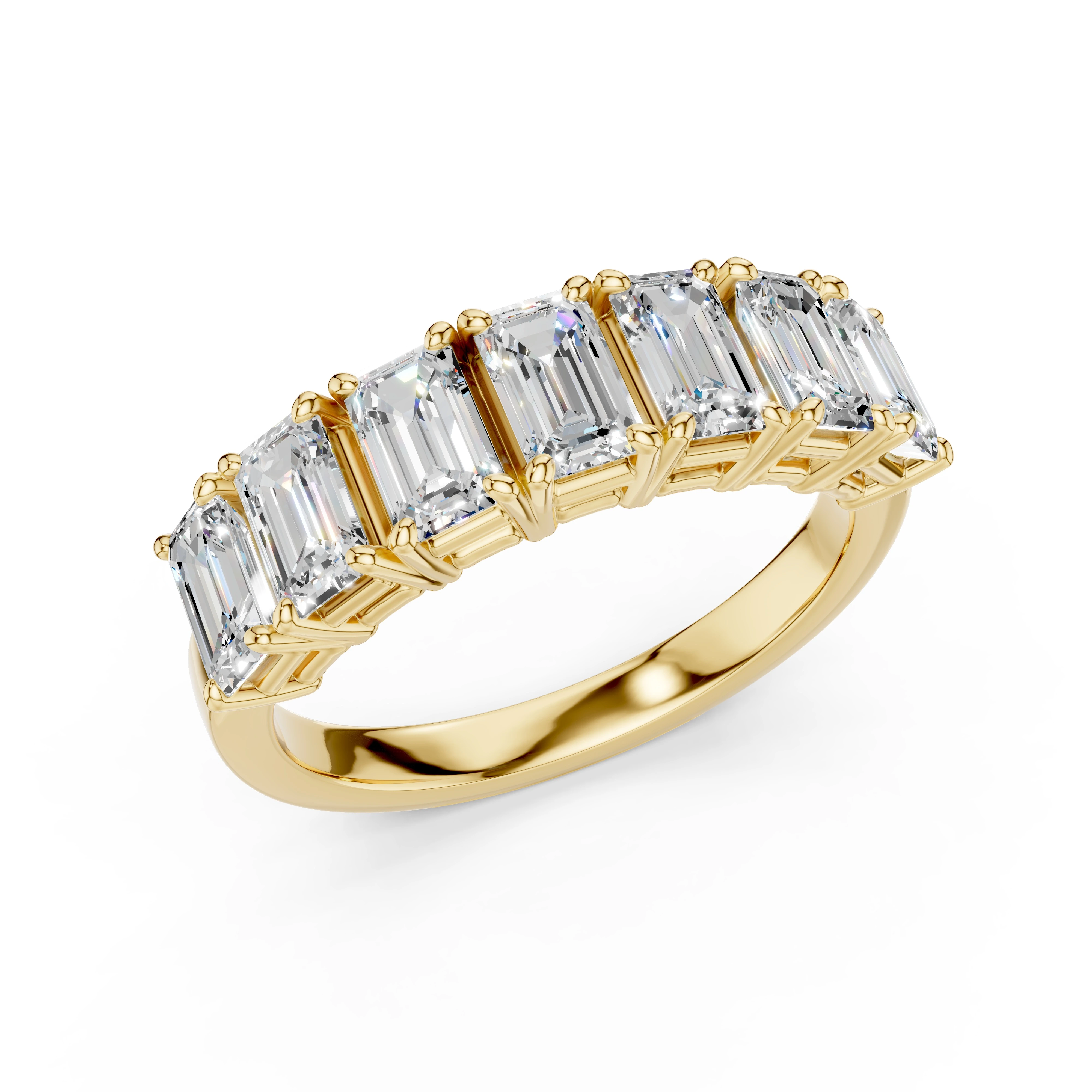 Luxusní zlatý prsten s diamanty v brusu emerald