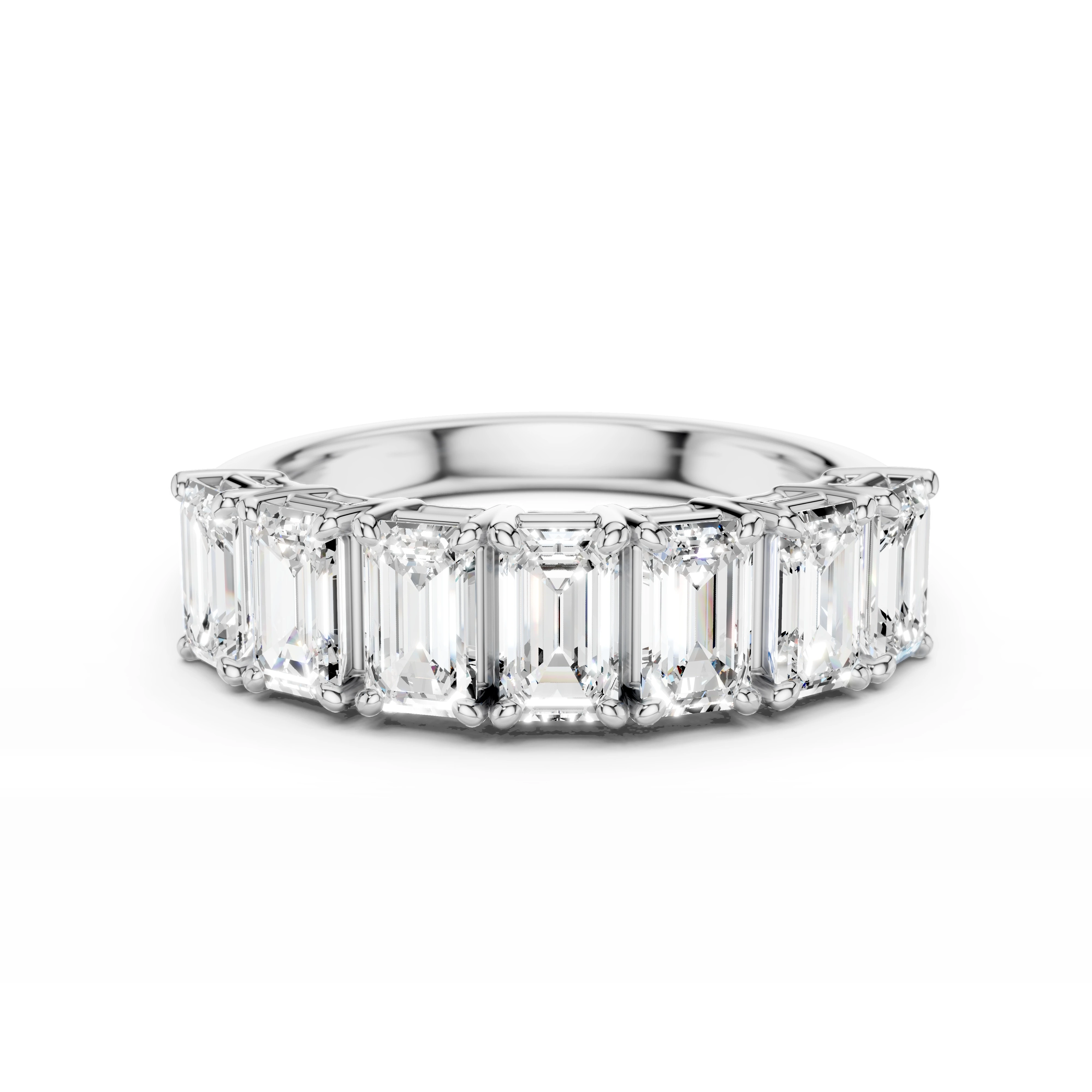Luxusní zlatý prsten s diamanty v brusu emerald