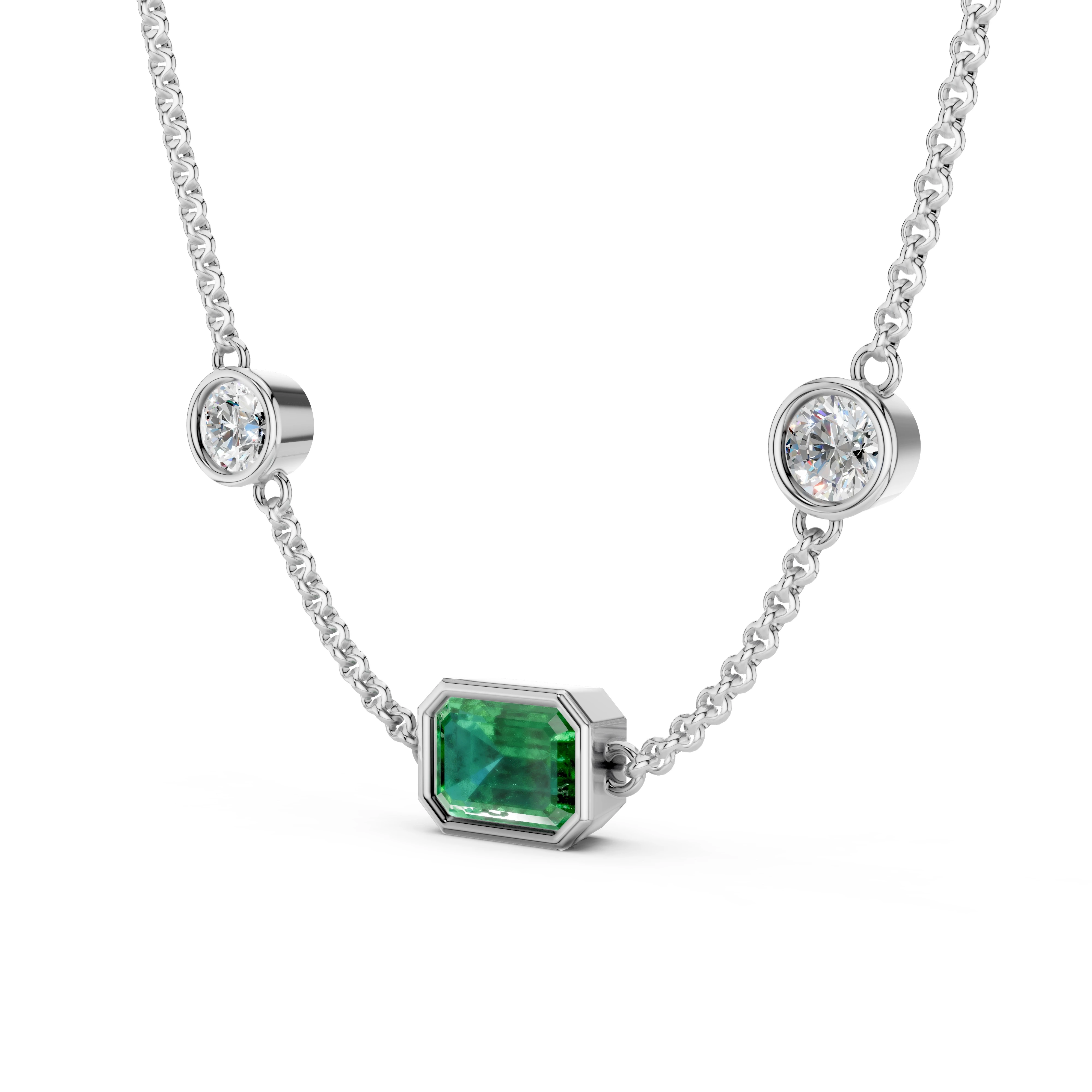 Luxusní náhrdelník se smaragdem a diamanty